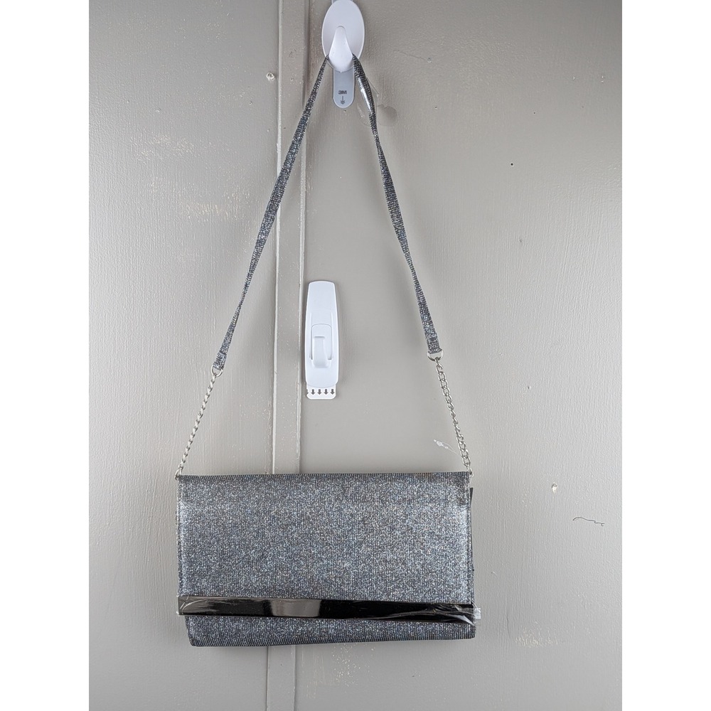 No Boundaries Silver Glitter Evening Clutch Crossbody Bag Metallic Bar Accent